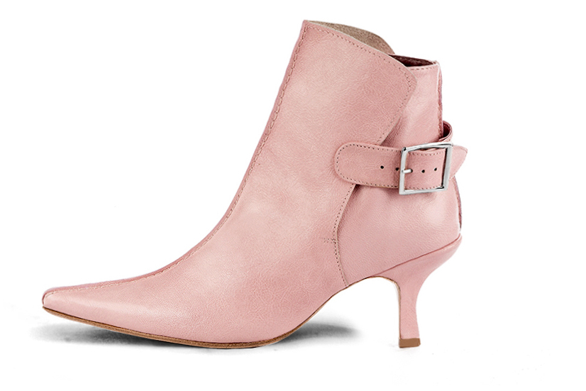 Light pink women's ankle boots with buckles at the back. Pointed toe. High spool heels. Profile view - Florence KOOIJMAN